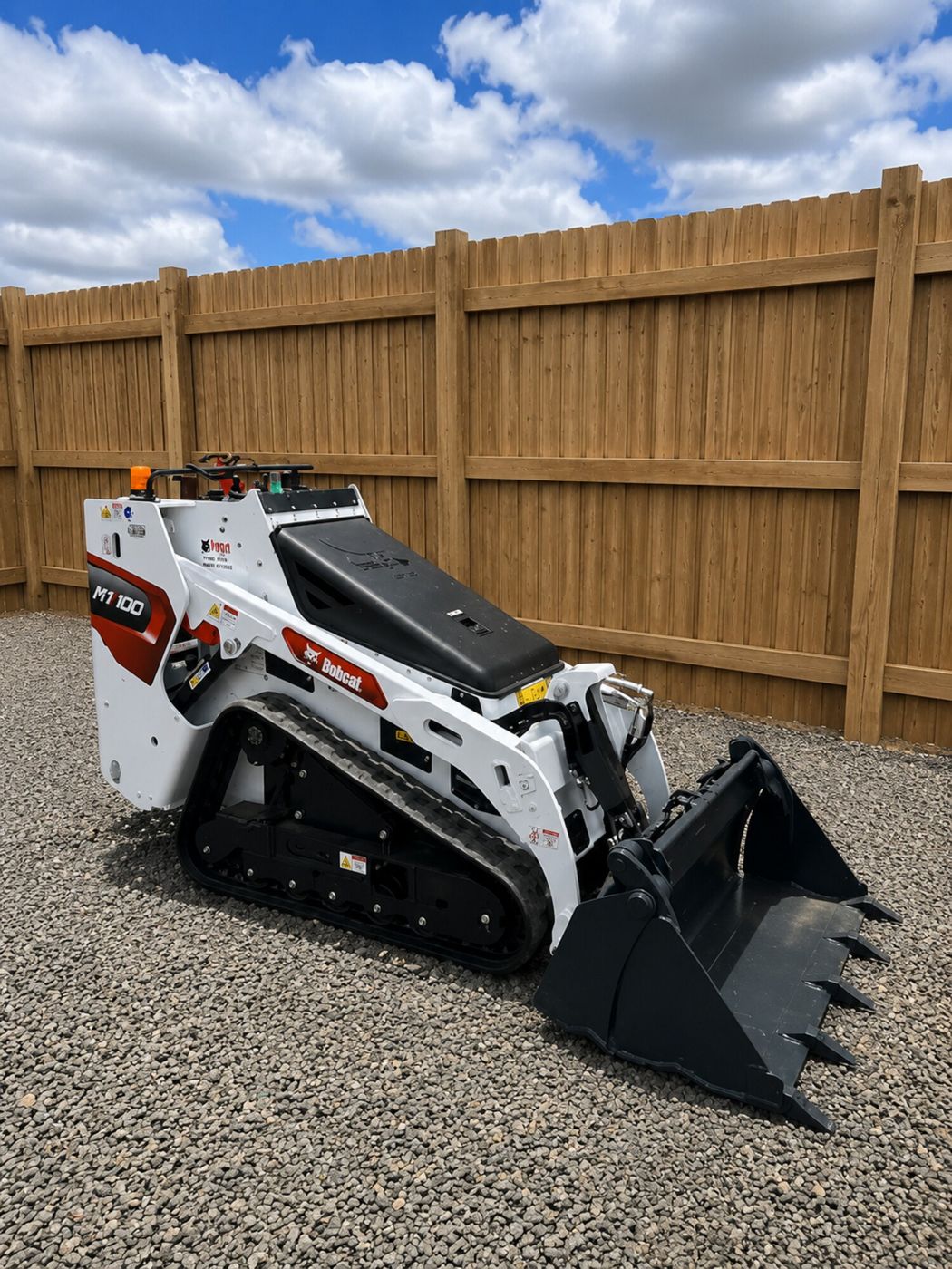 Bobcat MT100 Dingo mini track loader